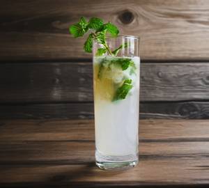 Litchi mojito