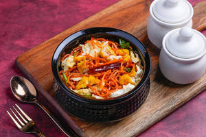 Egg Schezwan Noodles (serves 1-2)