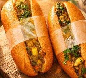 Italian paneer hot dog