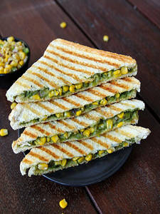 Corn Cheese Sandwich 2pcs (ngo)