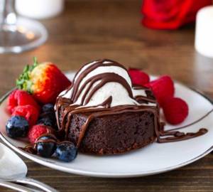 Chocolate Brownie with Ice Cream