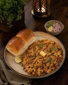 Egg Bhurji With Pao
