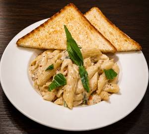 Alfredo Creamy Pasta