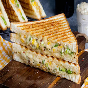 Peri Peri Corn Sandwich 2pcs (ngo)