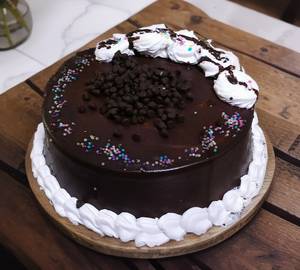 Choco Chip Cake