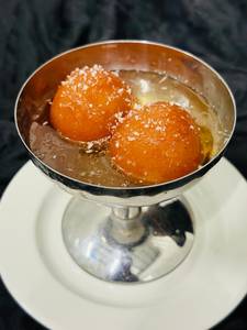 Hot Gulab Jamun [2 Pieces]