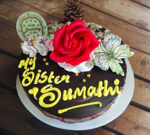 Choco Strawberry Cake