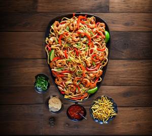Prawn Noodles ( schezwan style )