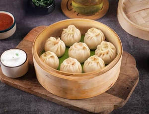 Veg Steam Momos [ 6 Pcs ]