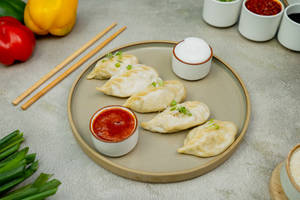 Paneer Steam Momos [ 6 Pcs ]