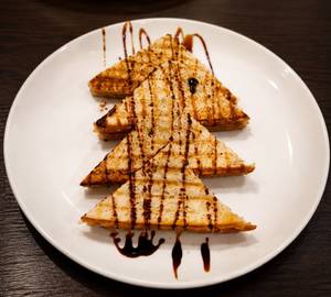 Chocolate Grilled Sandwich