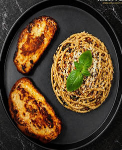 White Sauce Spaghetti