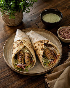 Chicken Seekh Naan Twisters