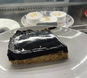 Bhagsu Cake