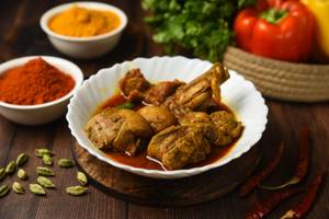 Chicken Jhol [4 Pieces]