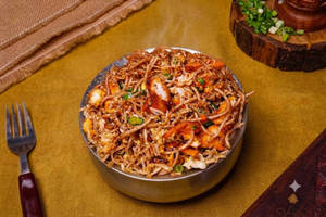 Schezwan Chicken Noodles