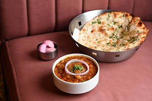 Chole + Aloo Kulcha