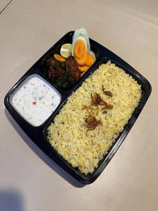 Biriyani Rice 2ps Chicken Fry Combo