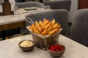 Classic French Fries (o)
