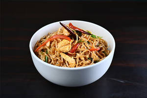 Chicken Burnt Chilli Garlic Noodles