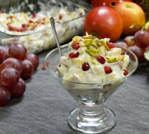Dahi Fruit Custard