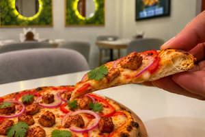 Chicken Tikka  Pizza (o)