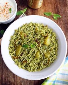 Mint Onion Pulao