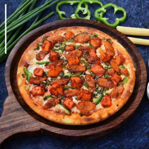 Chicken Schezwan Pizza [ 7 Inches ]
