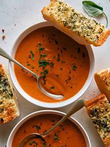 Tomato Soup With Toast