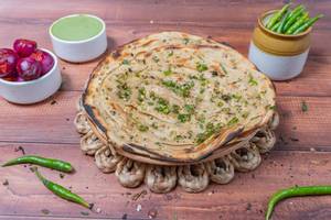 Hari Mirch Paratha