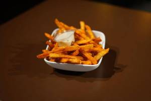 Peri Peri Fries with Ceaser Dip