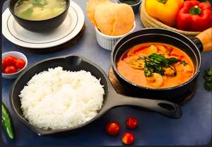 Chicken Red Thai Curry (Serves 2)