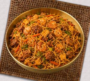 Mixed Chilli Garlic Noodles