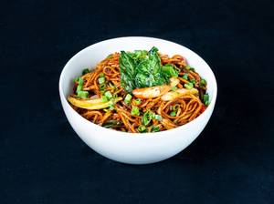 Hot Chili Basil Noodles