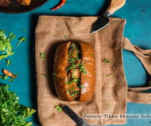 Paneer Tikka Submarine