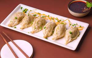 Paneer steamed momos [6 pieces]