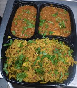Veg Pulao Matar Paneer