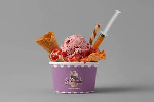 Fresh Strawberry Sundaes