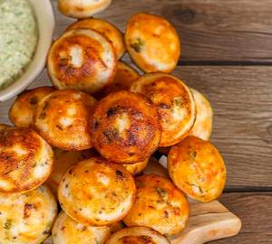 Ghee Onion Paniyarum (7Pieces)