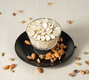 Kesar Dry Fruit with Fresh Cream