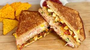 Schezwan paneer grilled sandwich