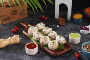 Veg Afghani Momos [8 Pieces]