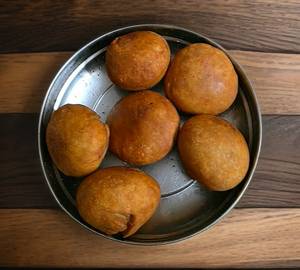 Fried litti chokha 6 peace
