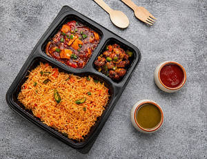 Chilli Garlic Veg Fried Rice + Chilli Paneer Gravy + Salt & Pepper Mushroom