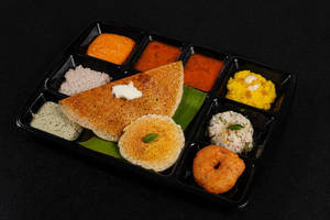 Mini Tiffin 3 (1 Ghee Pudi Thatte Idli + 1 Medu Vada + 80 Gm Sheera + 80 Gm  Upma)