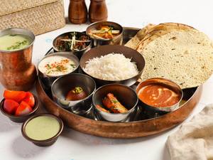 Deluxe Thali
