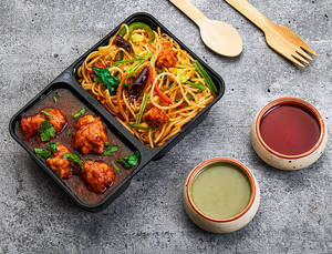 Chilli Garlic Chicken Noodles + Chicken Szechuan Gravy