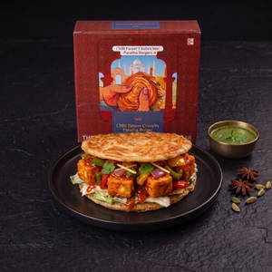 Chilli Paneer Paratha Burger