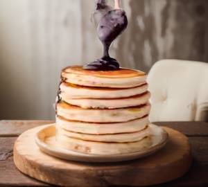 Eggless Nutella Pancake (4 Pcs)