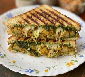 Aloo Cheese Toast